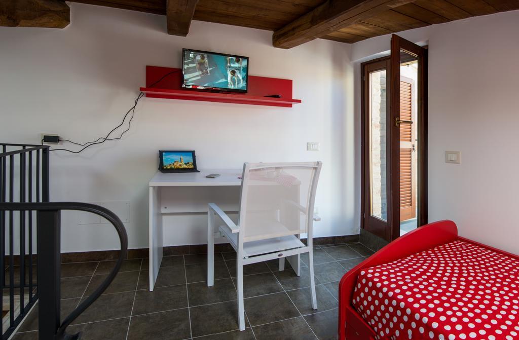La Rocchetta Apartment Ripatransone Bilik gambar